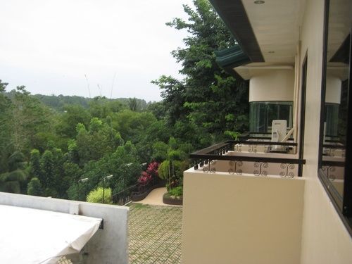 Davao Eagle Ridge Resort Экстерьер фото